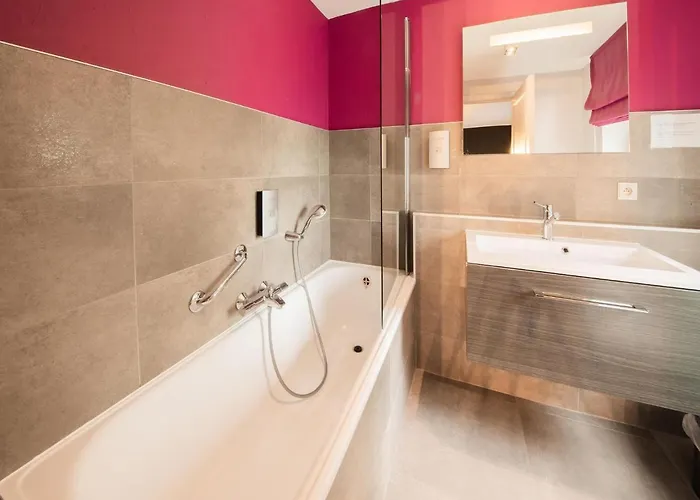 Spacious Near Vakantiehuis