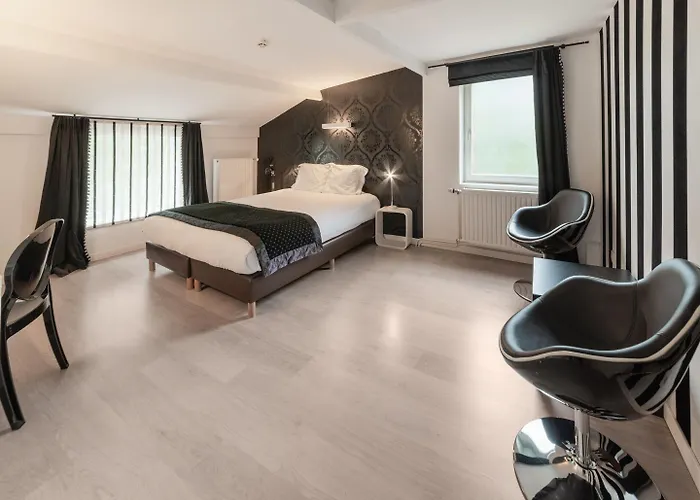 Vakantiehuis Spacious Near *